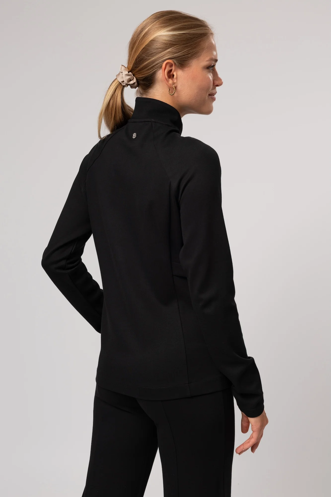 ChicLine mikina na zip Bettina - Image 3