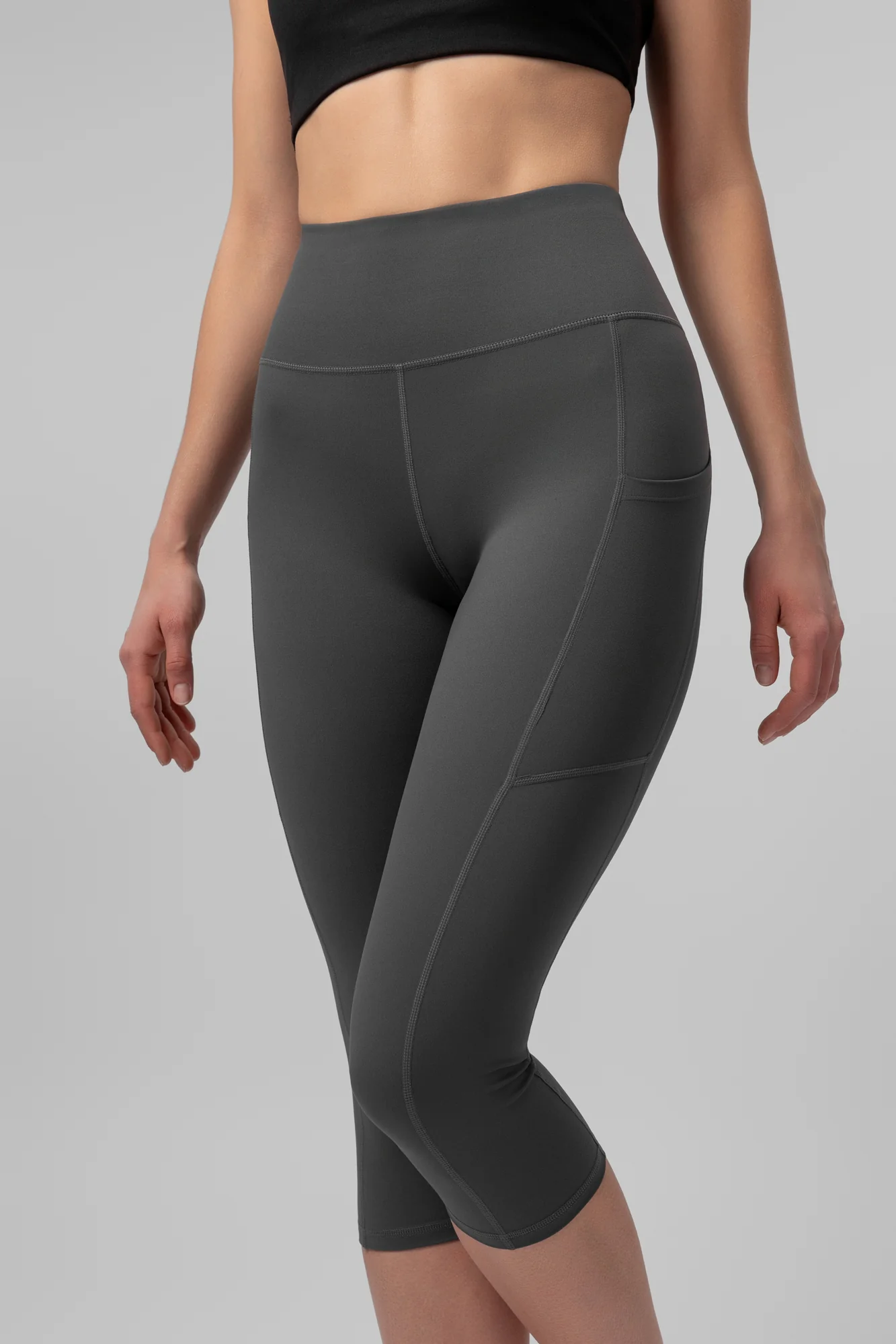 Funkční sportovní capri legíny Corisande - Image 2