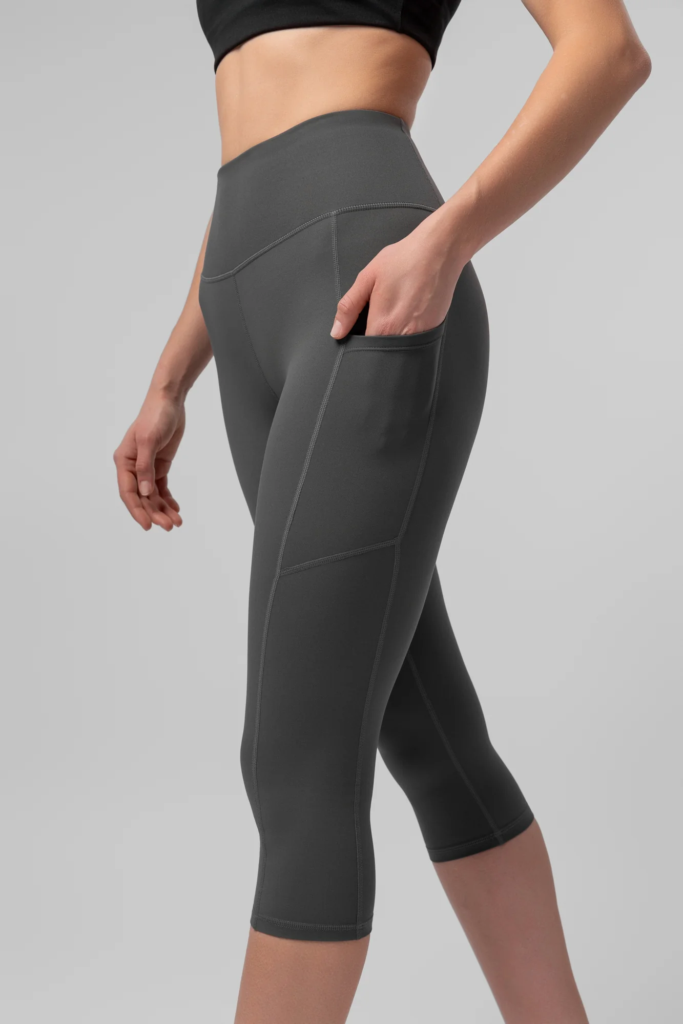 Funkční sportovní capri legíny Corisande - Image 3