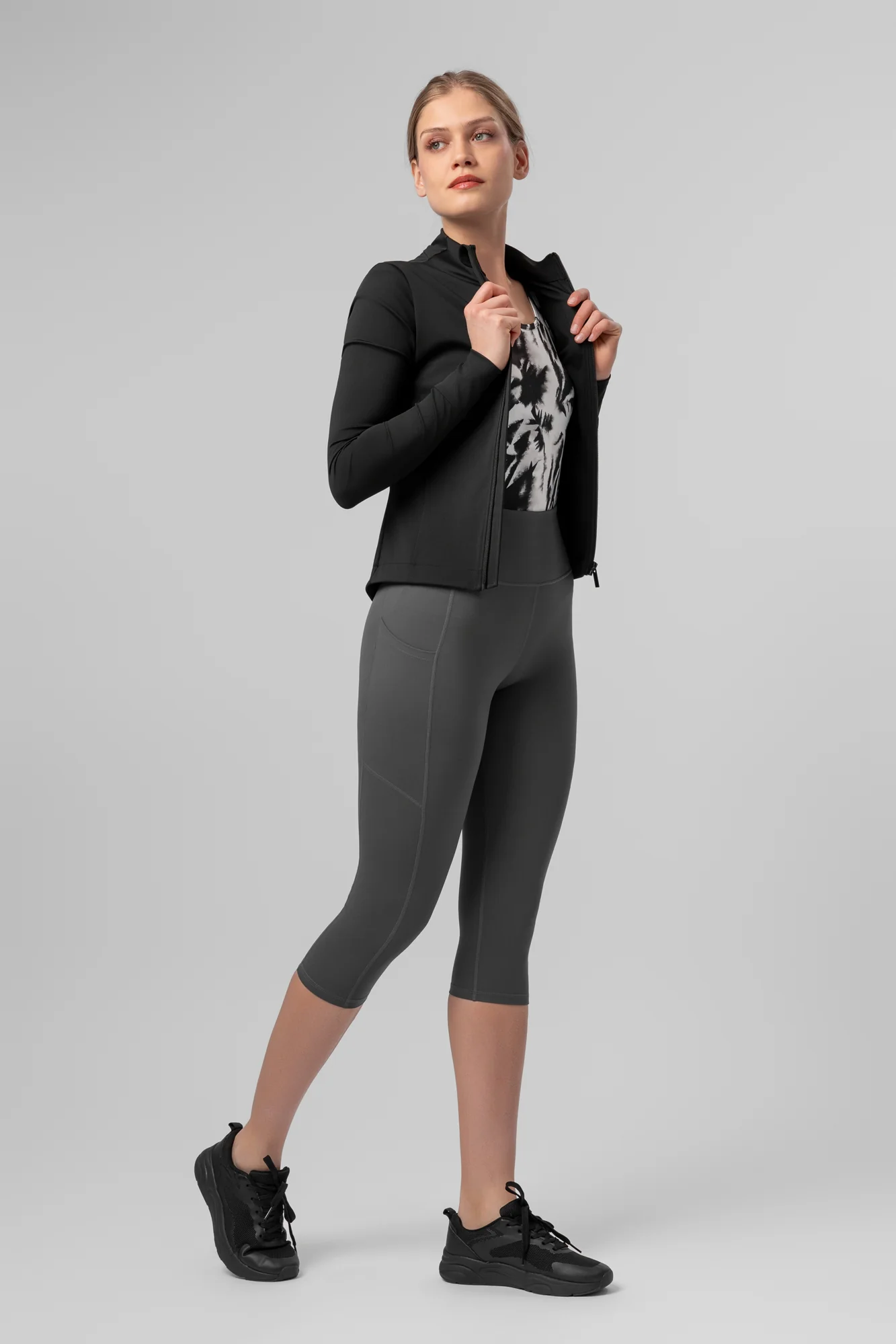 Funkční sportovní capri legíny Corisande - Image 8