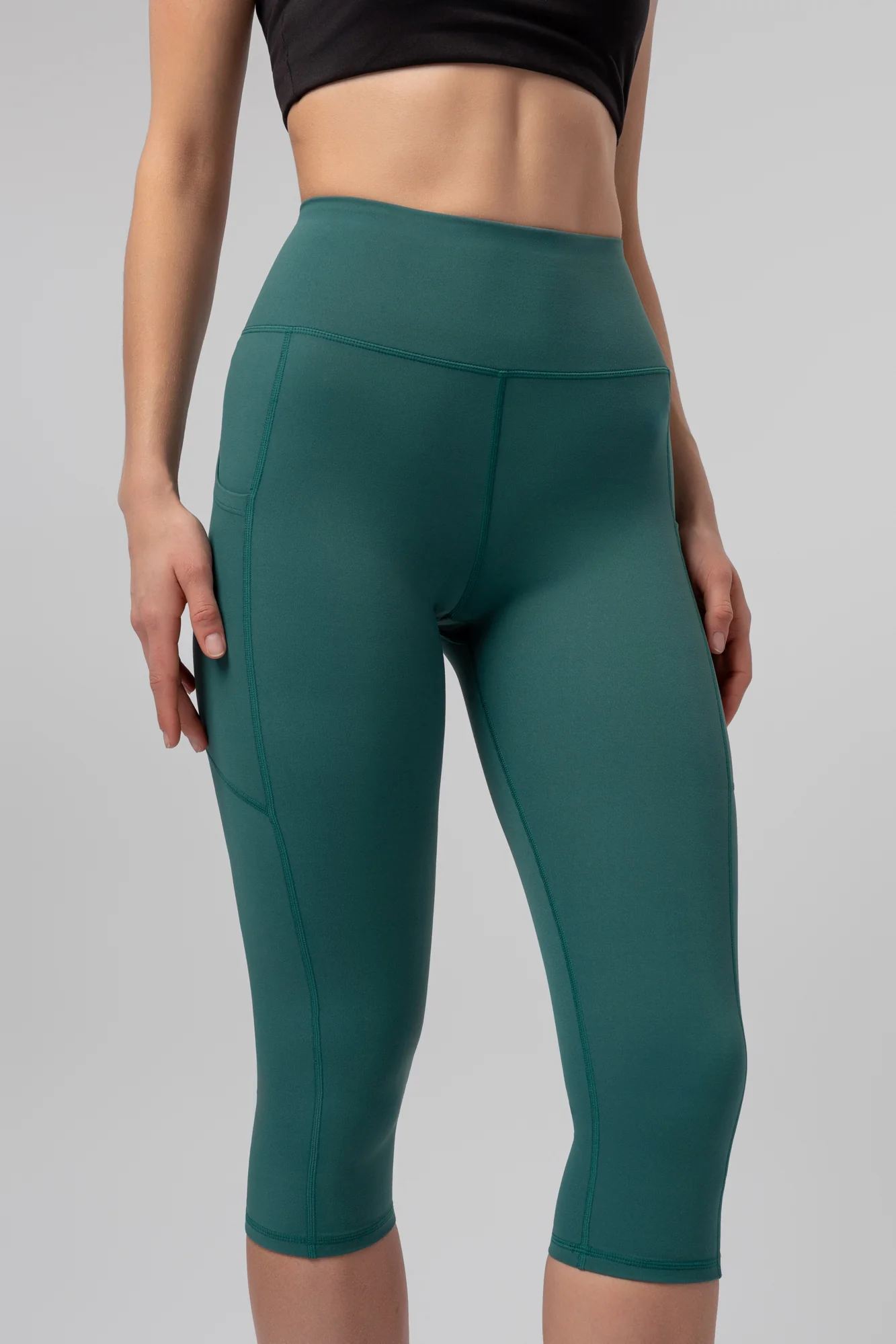 Funkční sportovní capri legíny Vionnet - Image 2