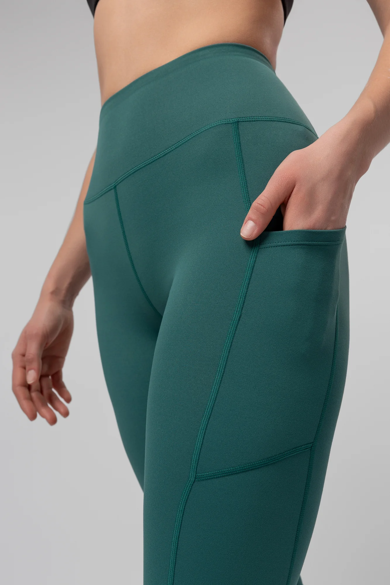 Funkční sportovní capri legíny Vionnet - Image 6