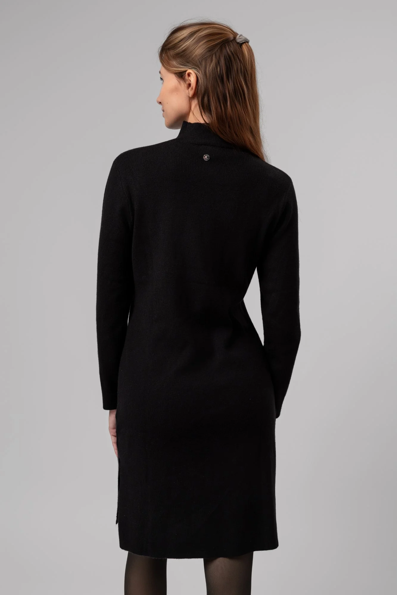 Šaty KnitLine Krysten - Image 3