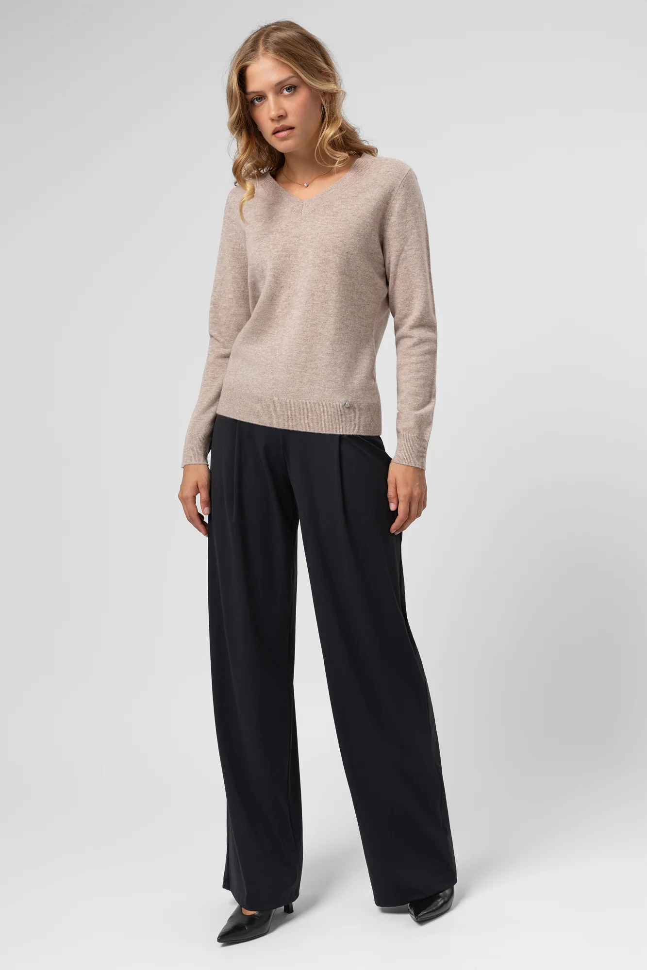 Svetr KnitLine Vita - Image 5