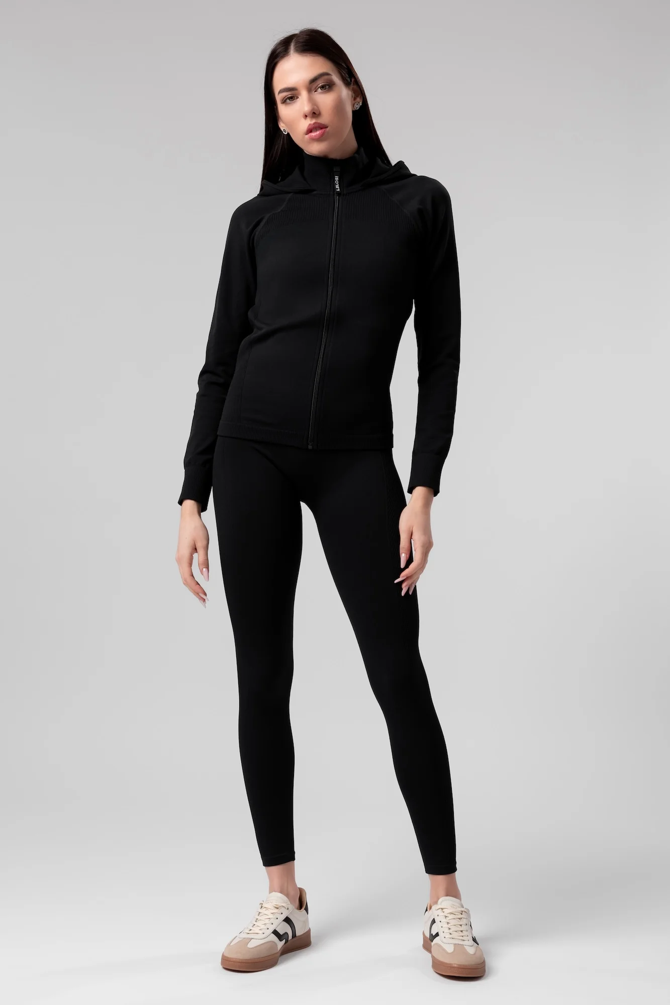 Mikina Seamless Move na zip Layla - Image 6
