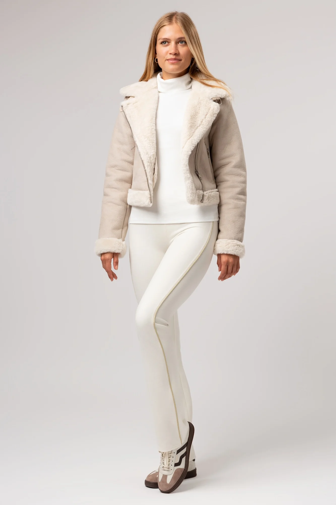Supercomfort Relaxed Marcia - Image 7