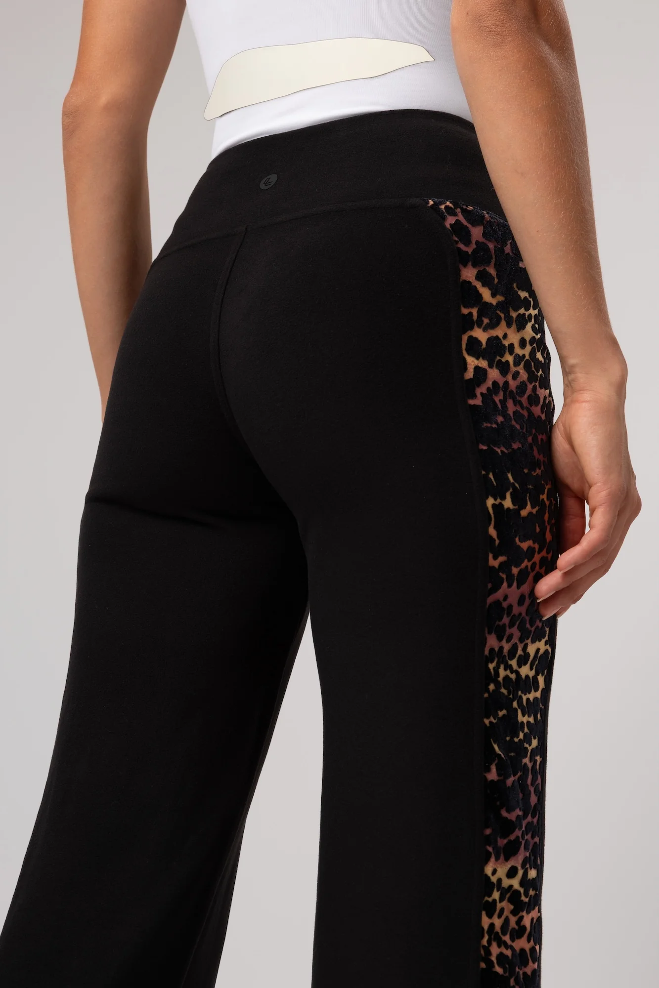 Supercomfort Relaxed Neri - Image 5