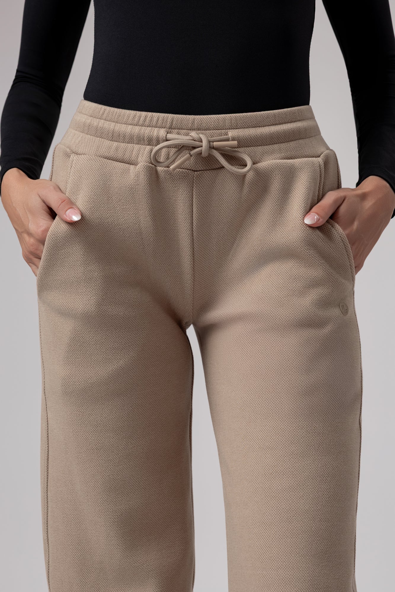 Tepláky Supercomfort Saweetie - Image 5